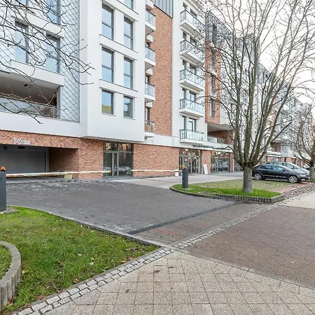 Apartman Garden Gates By Renters
